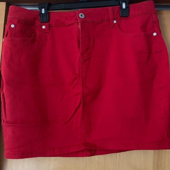 Jupe En Jean Rouge Foncé Topshop Taille 8 - Mini Jupe Courte - Occasion Très Bon état